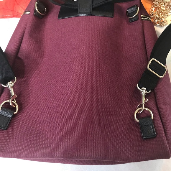 Last Price❤️Henri Bendle Black FriConvertible Backpack, and matching pouch, NWOT - Picture 8 of 16